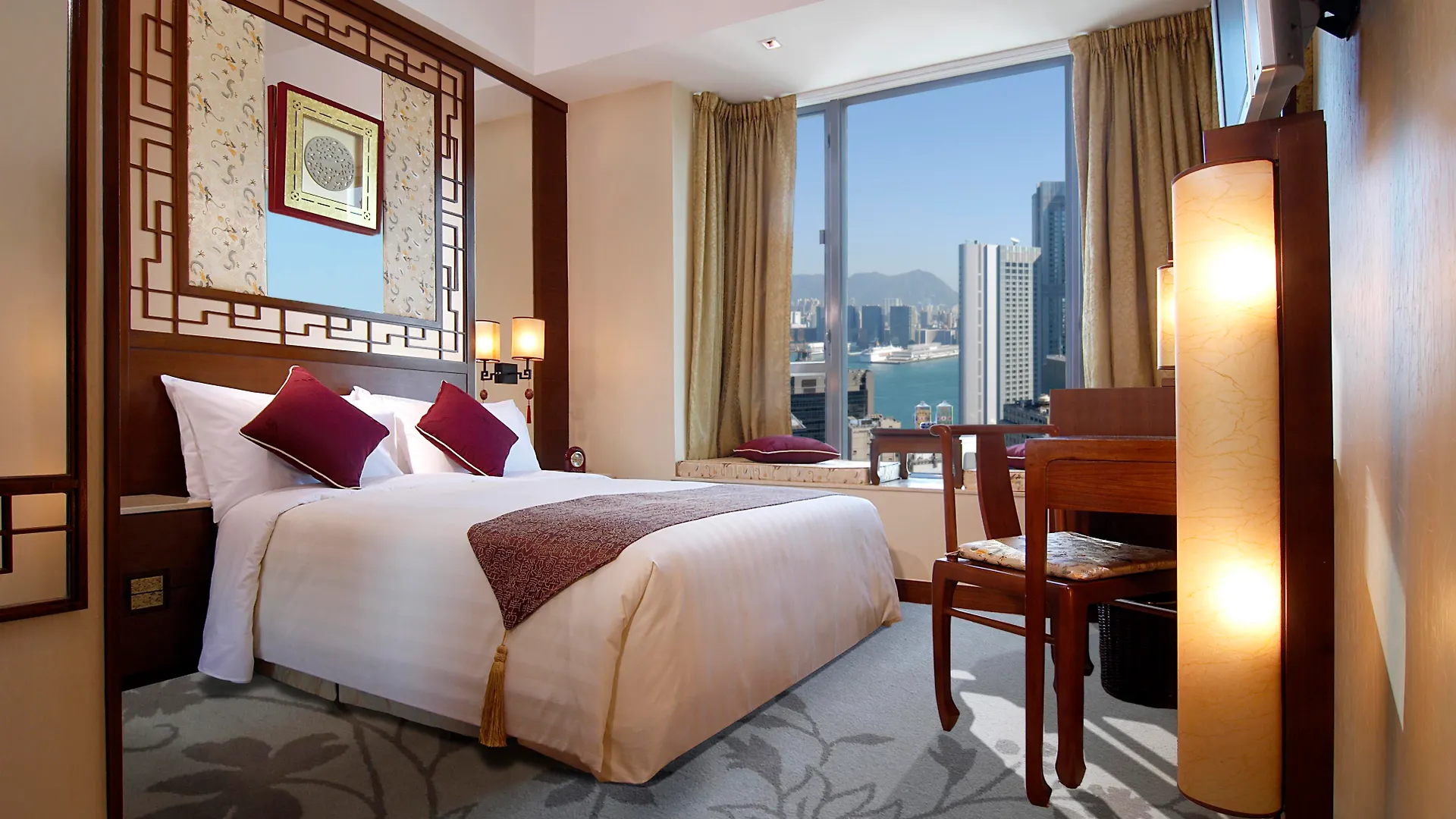 Lan Kwai Fong Hotel - Kau U Fong Hong Kong