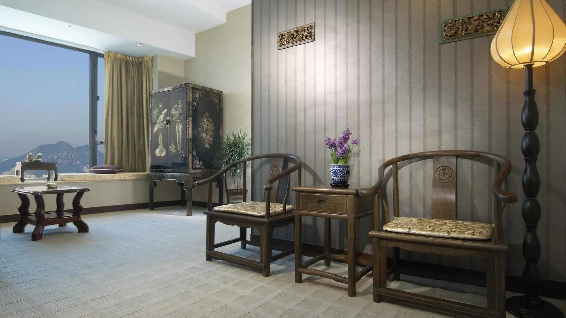 Lan Kwai Fong Hotel - Kau U Fong Hong Kong